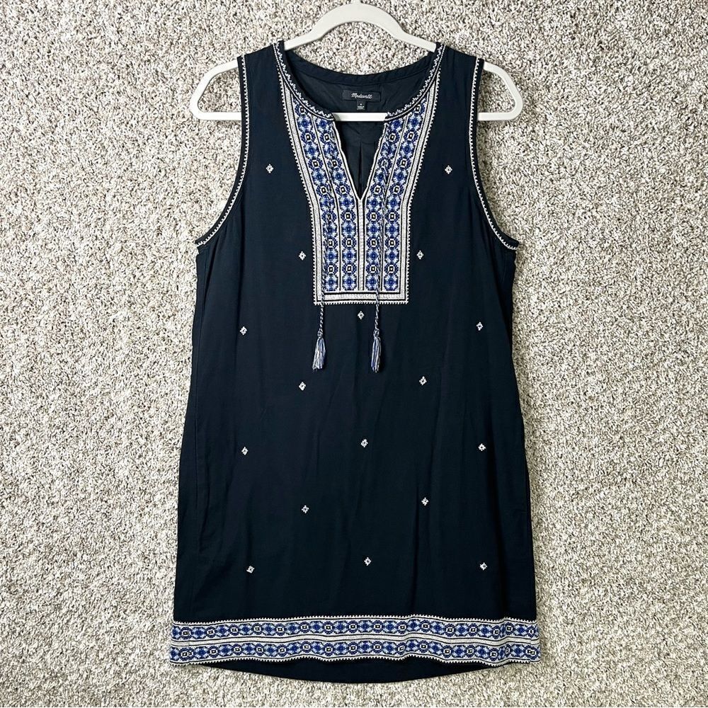 Madewell Dress Women’s 8 Suncoast Navy/White Embroidered Sleeveless V-Neck Shift